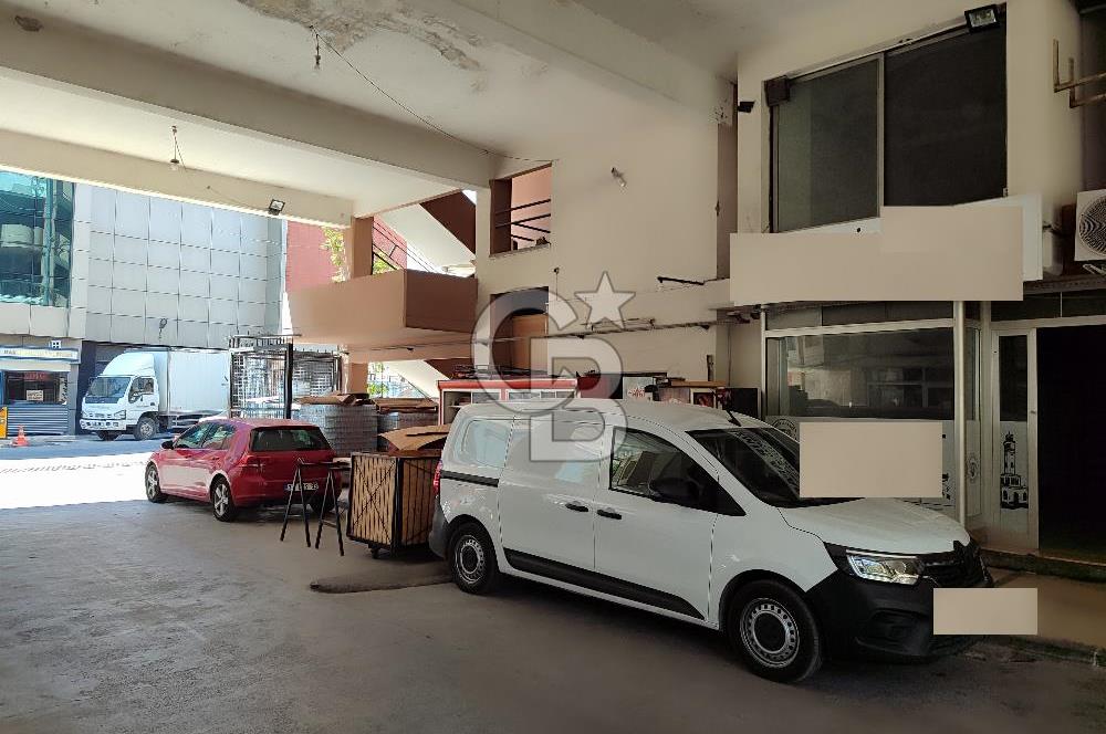 Karabağlar Selgeçen Modeka İş Merkezinde Kiralık Dükkan