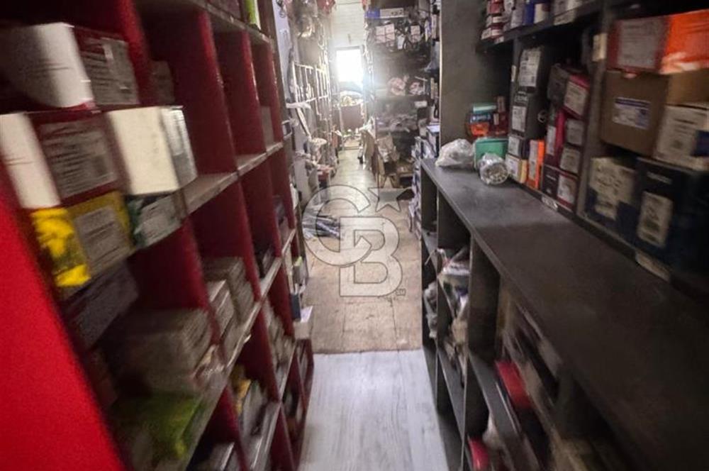 Karabağlar Sanayi de İşlek cadde üzeri Ruhsatlı Satılık Dükkan