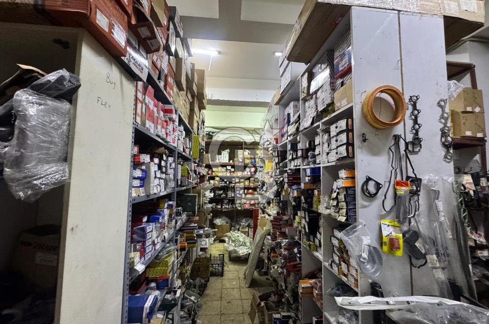 Karabağlar Sanayi de İşlek cadde üzeri Ruhsatlı Satılık Dükkan