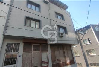 BORNOVA ALTINDAG da 3 KATLI SATILIK BINA