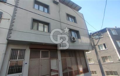 BORNOVA ALTINDAG da 3 KATLI SATILIK BINA