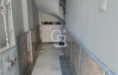 BORNOVA ALTINDAG da 3 KATLI SATILIK BINA