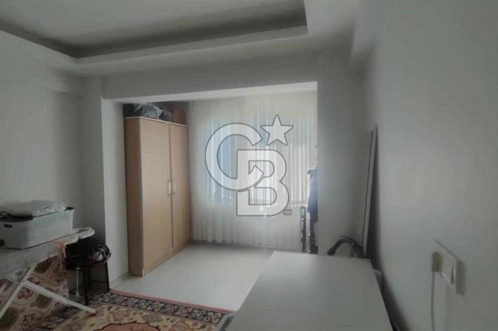 BORNOVA ALTINDAG da 3 KATLI SATILIK BINA