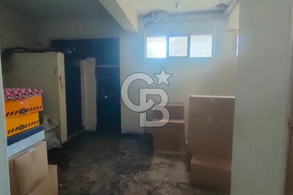BORNOVA ALTINDAG da 3 KATLI SATILIK BINA