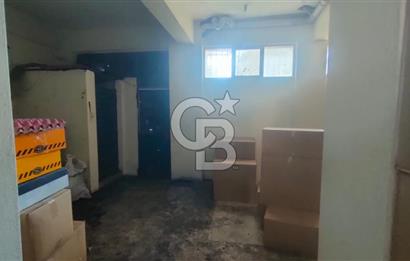 BORNOVA ALTINDAG da 3 KATLI SATILIK BINA