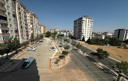 MERKEZİ KONUMDA GENİŞ FIRSAT 4+1 SATILIK DAİRE