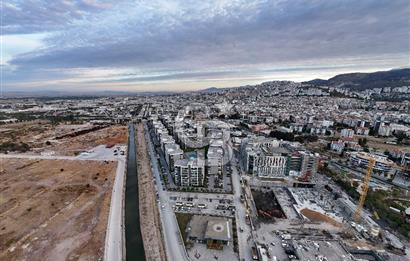 Çiğli Ataşehir Modern 1 Havuz Cepheli Satılık 2+1 Daire