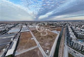 Çiğli Ataşehir Modern 1 Havuz Cepheli Satılık 2+1 Daire