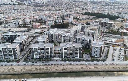 Çiğli Ataşehir Modern 1 Havuz Cepheli Satılık 2+1 Daire