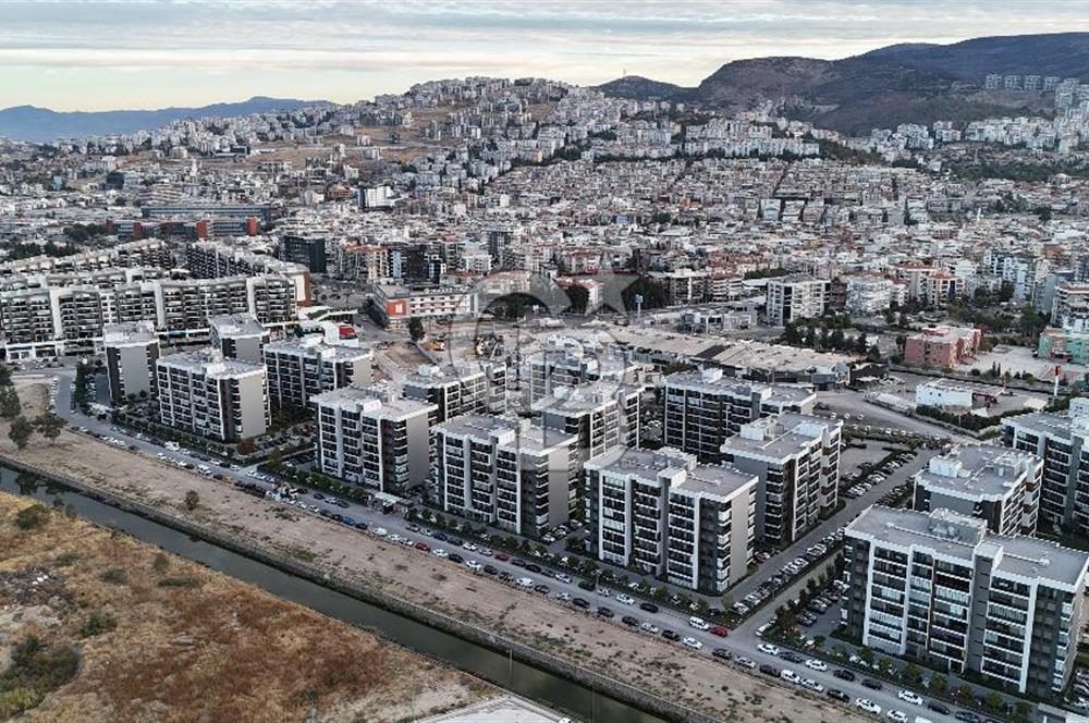 Çiğli Ataşehir Modern 1 Havuz Cepheli Satılık 2+1 Daire