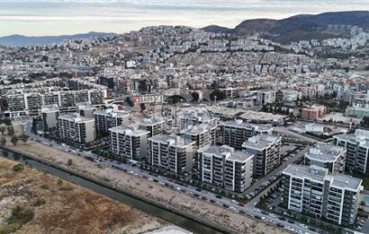 Çiğli Ataşehir Modern 1 Havuz Cepheli Satılık 2+1 Daire