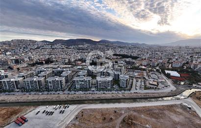 Çiğli Ataşehir Modern 1 Havuz Cepheli Satılık 2+1 Daire