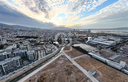 Çiğli Ataşehir Modern 1 Havuz Cepheli Satılık 2+1 Daire