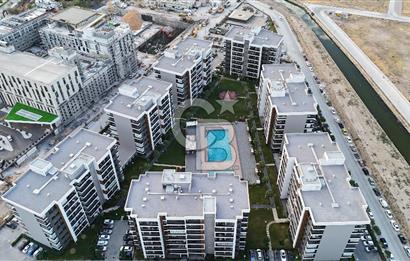 Çiğli Ataşehir Modern 1 Havuz Cepheli Satılık 2+1 Daire
