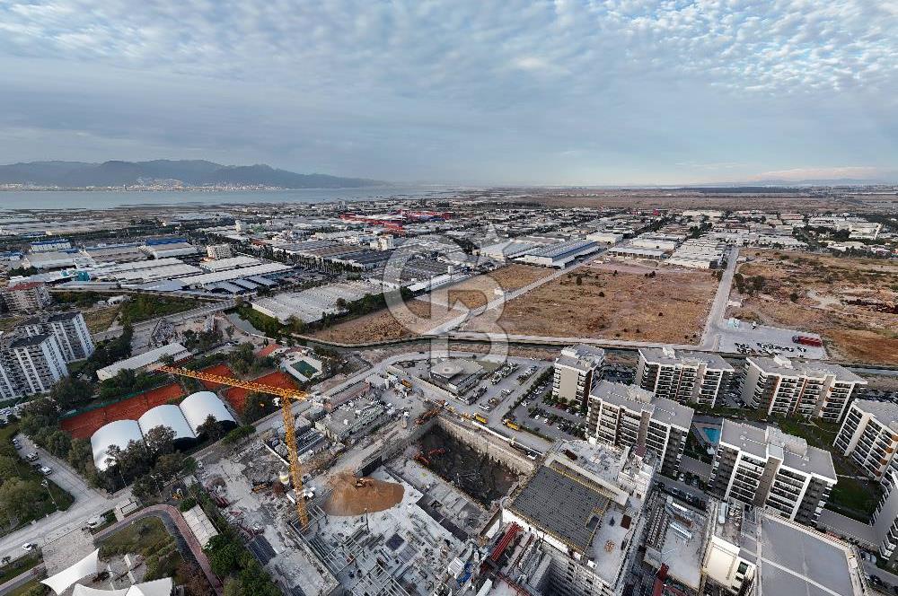 Çiğli Ataşehir Modern 1 Havuz Cepheli Satılık 2+1 Daire