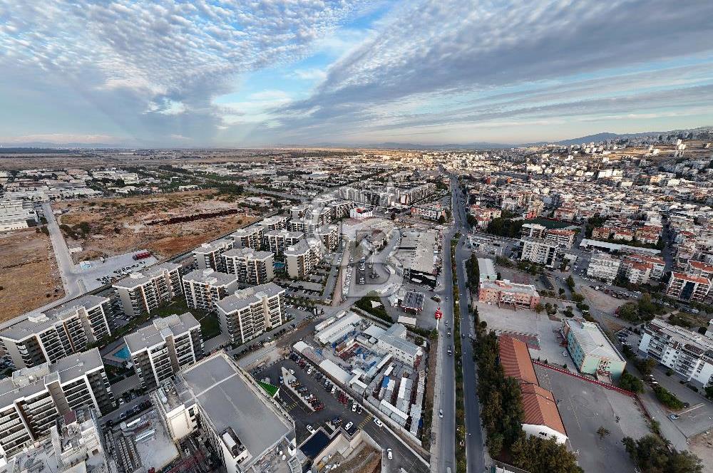 Çiğli Ataşehir Modern 1 Havuz Cepheli Satılık 2+1 Daire