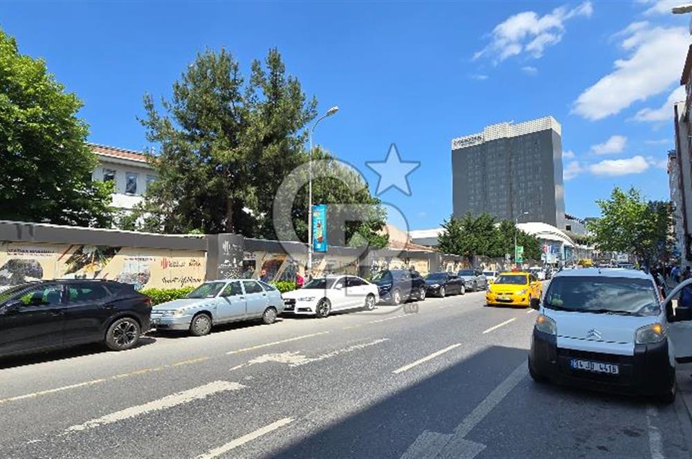 ÜMRANİYE ALEMDAĞ CADDE ÜSTÜ DEVREN KİRALIK 230 M2 MAĞAZA