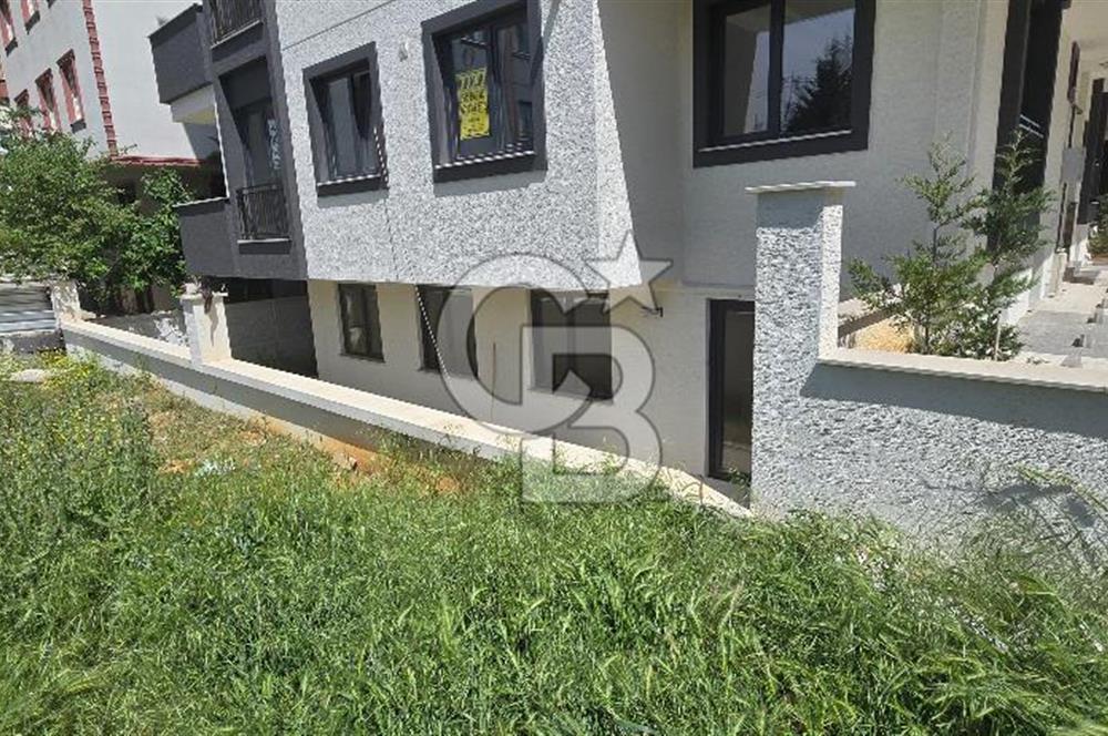 SANCAKTEPE OSMANGAZİ MH SATILIK 5+1 BAHÇE DUBLEKS BÜYÜK BAHÇELİ