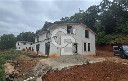 KÖRFEZ ELMACIK KÖYÜ SATILIK 1270 M2 ARSA İÇİNDE 2 KATLI 6+2 EV