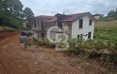KÖRFEZ ELMACIK KÖYÜ SATILIK 1270 M2 ARSA İÇİNDE 2 KATLI 6+2 EV