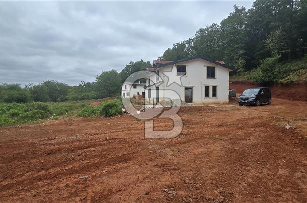 KÖRFEZ ELMACIK KÖYÜ SATILIK 1270 M2 ARSA İÇİNDE 2 KATLI 6+2 EV