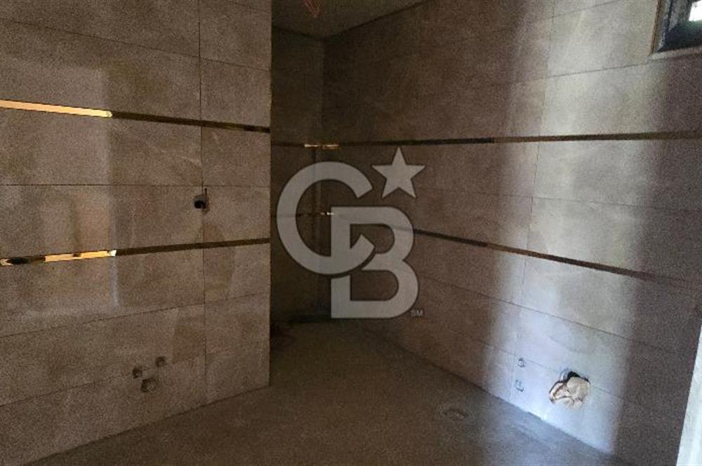 KÖRFEZ ELMACIK KÖYÜ SATILIK 1270 M2 ARSA İÇİNDE 2 KATLI 6+2 EV