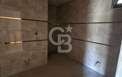 KÖRFEZ ELMACIK KÖYÜ SATILIK 1270 M2 ARSA İÇİNDE 2 KATLI 6+2 EV