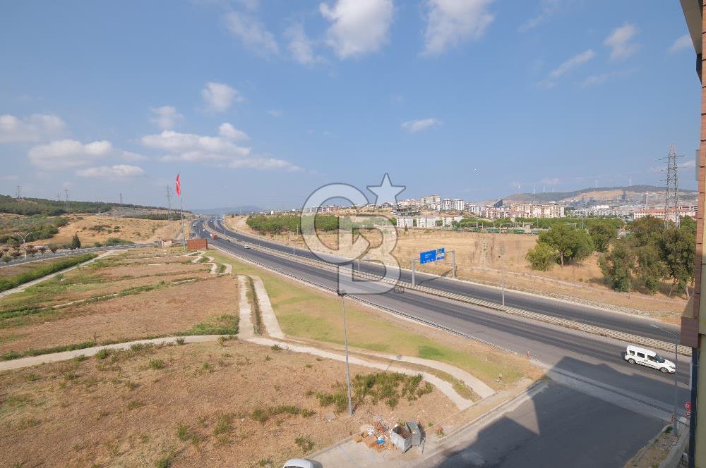                      ALİAĞA YENİ MAH. GENİŞ VE KULLANIŞLI 4+1 SATILIK DAİRE