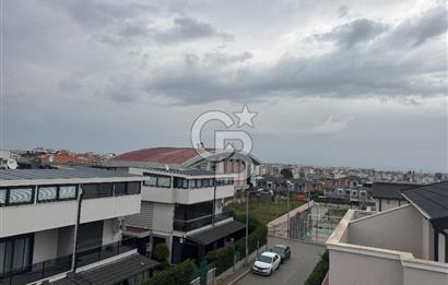 MENDERES’TE HAVUZLU SİTE İÇİNDE KİRALIK 4+1 TRİPLEX VİLLA
