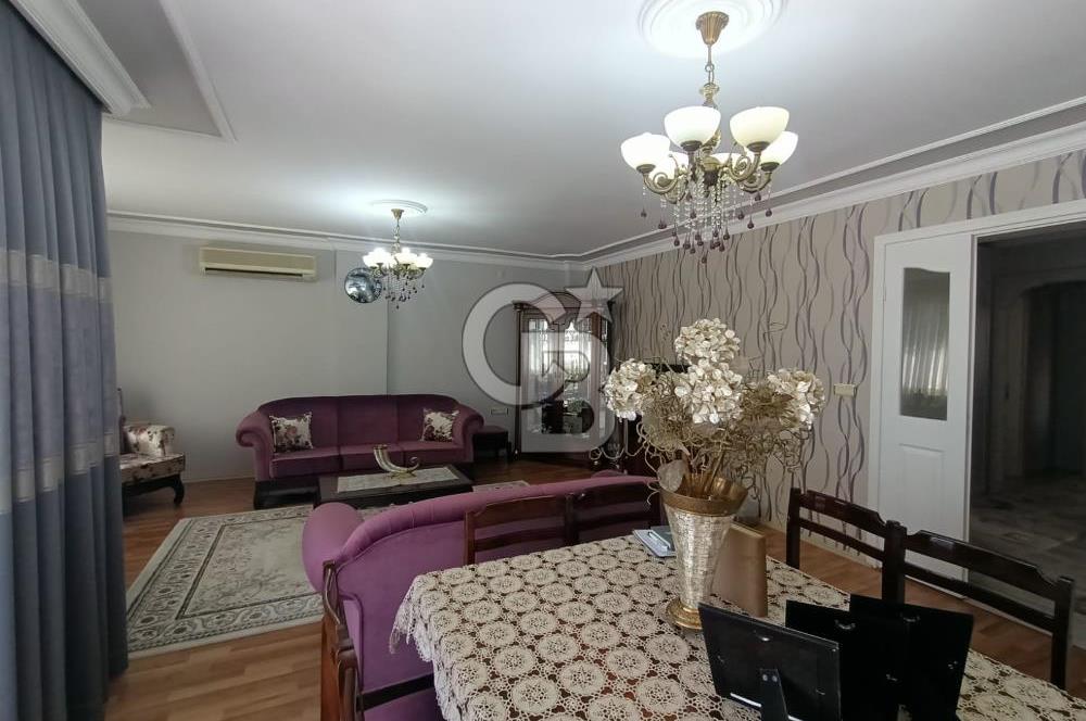 Bornova Atatürk Mahallesinde 394 M² Arsa Paylı Satılık Tripleks Ev