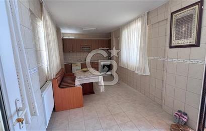 Bornova Atatürk Mahallesinde 394 M² Arsa Paylı Satılık Tripleks Ev