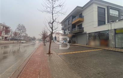 COLDWELL BANKER'DAN YOLA CEPHE MERKEZİ KONUMDA KİRALIK DÜKKAN