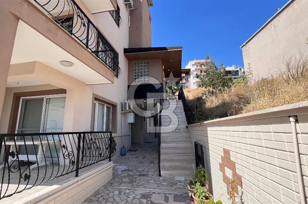 Bornova Atatürk Mahallesinde 394 M² Arsa Paylı Satılık Tripleks Ev