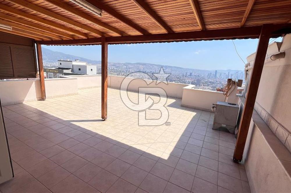 Bornova Atatürk Mahallesinde 394 M² Arsa Paylı Satılık Tripleks Ev