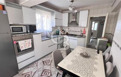 Bornova Atatürk Mahallesinde 394 M² Arsa Paylı Satılık Tripleks Ev