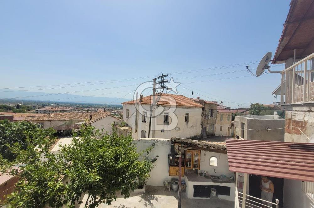 Bayındır Köy İçinde Satılık Mustakil Ev