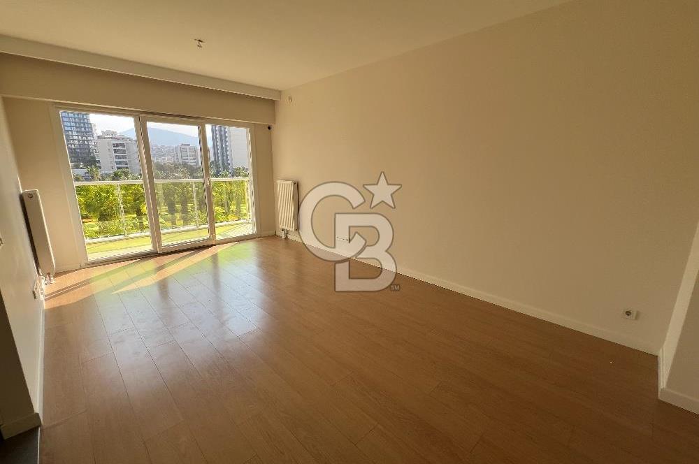 Soyak Optimus Kiralık Havuz Cepheli Ebeveyn Banyolu Kapalı Mutfak 2+1