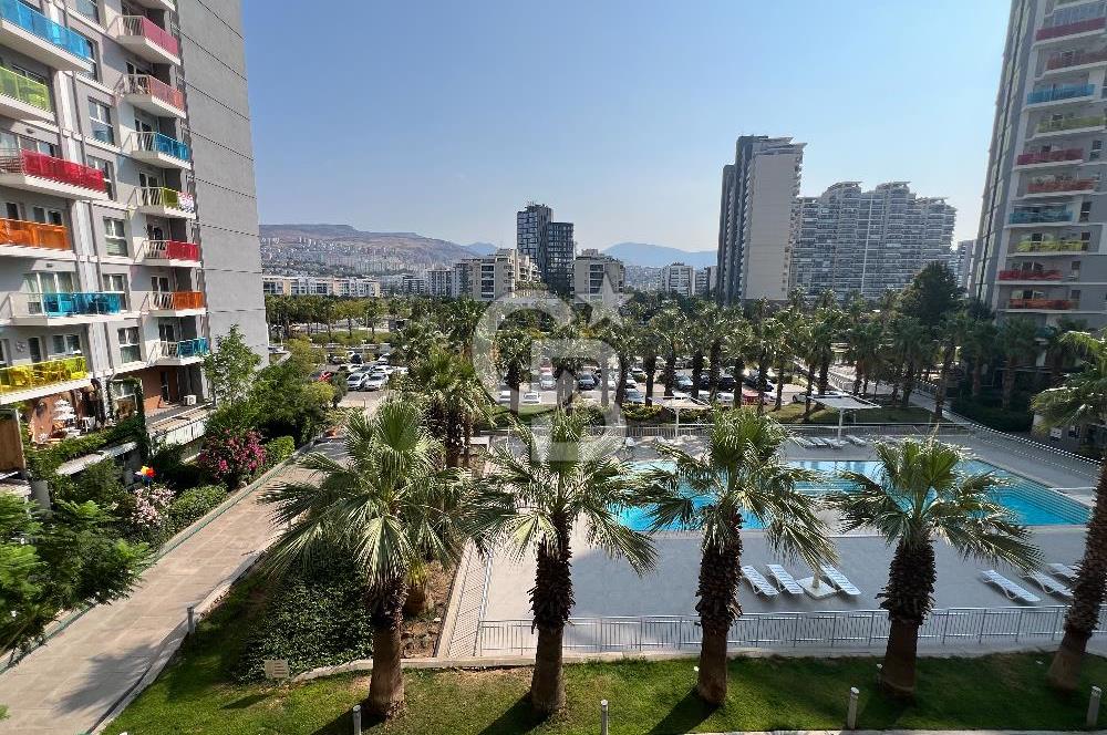 Soyak Optimus Kiralık Havuz Cepheli Ebeveyn Banyolu Kapalı Mutfak 2+1