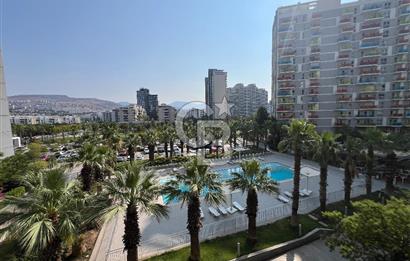 Soyak Optimus Kiralık Havuz Cepheli Ebeveyn Banyolu Kapalı Mutfak 2+1