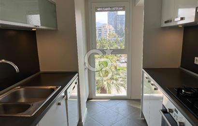Soyak Optimus Kiralık Havuz Cepheli Ebeveyn Banyolu Kapalı Mutfak 2+1