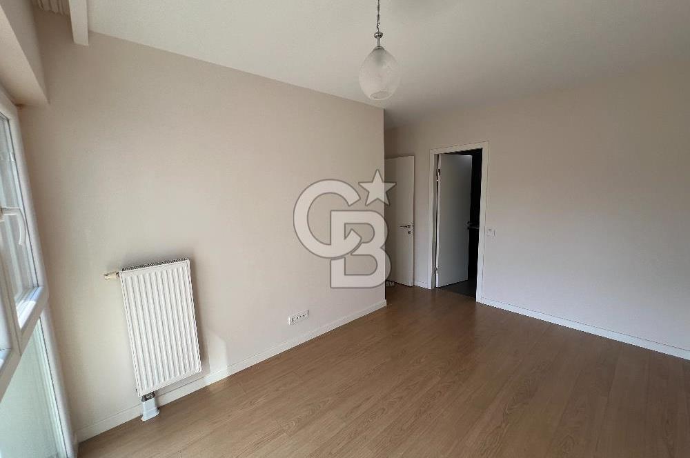 Soyak Optimus Kiralık Havuz Cepheli Ebeveyn Banyolu Kapalı Mutfak 2+1