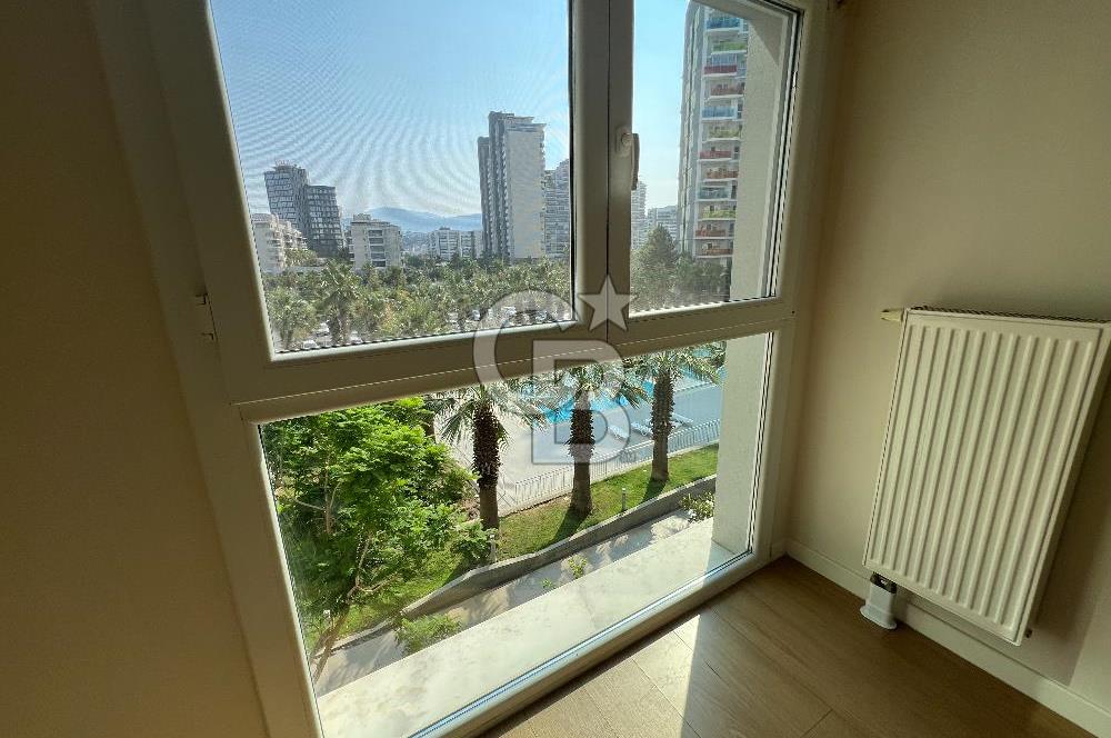 Soyak Optimus Kiralık Havuz Cepheli Ebeveyn Banyolu Kapalı Mutfak 2+1