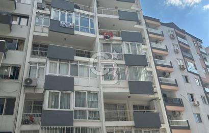 Mithatpaşa Cadde Üstü 3+1 Arakat Satılık Daire