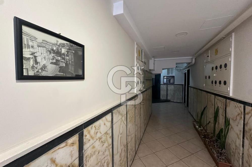 Mithatpaşa Cadde Üstü 3+1 Arakat Satılık Daire