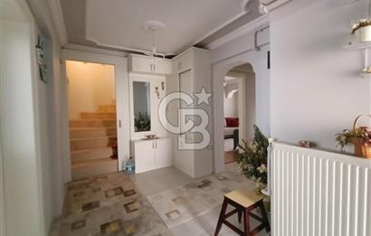 Bornova Atatürk Mahallesinde 394 M² Arsa Paylı Satılık Tripleks Ev