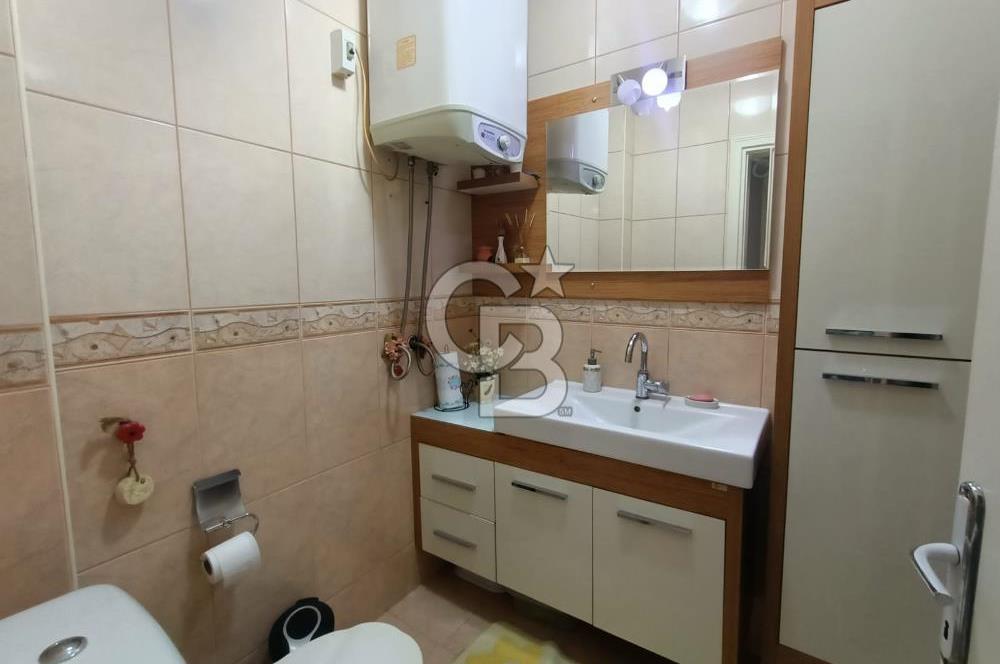 Bornova Atatürk Mahallesinde 394 M² Arsa Paylı Satılık Tripleks Ev