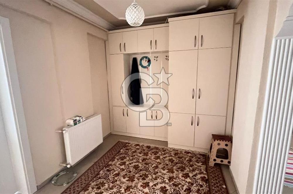 Bornova Atatürk Mahallesinde 394 M² Arsa Paylı Satılık Tripleks Ev