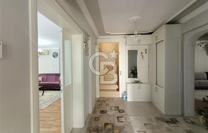 Bornova Atatürk Mahallesinde 394 M² Arsa Paylı Satılık Tripleks Ev