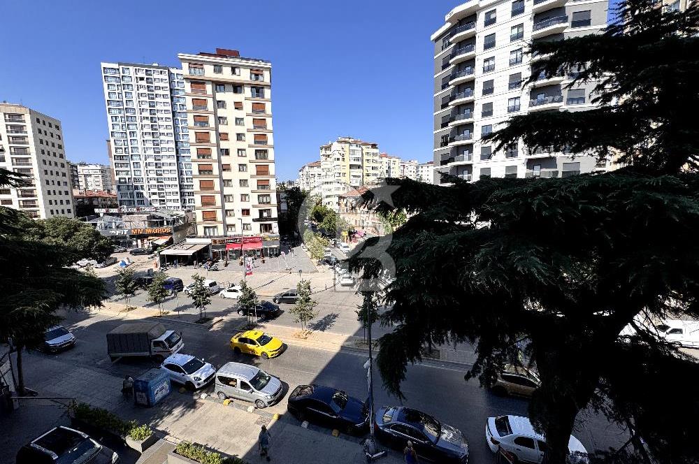 Erenköy Minibüs Caddesi Üzerinde  Satılık 3+1  Daire