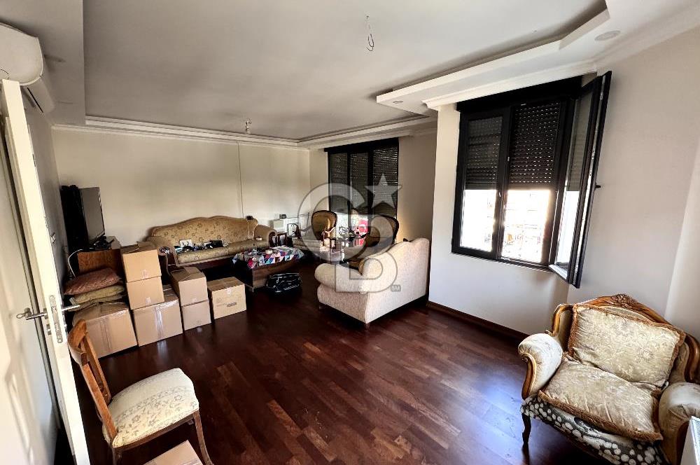 Erenköy Minibüs Caddesi Üzerinde  Satılık 3+1  Daire